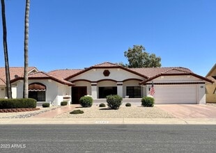 Building Photo - 14223 W White Rock Dr