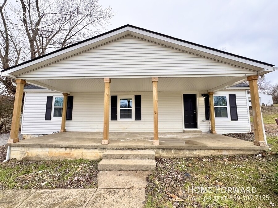 Primary Photo - 615 Richardson Ln