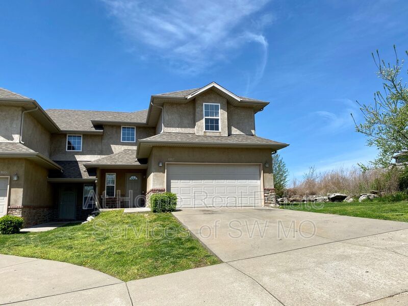 Primary Photo - 1107 N Missouri Dr