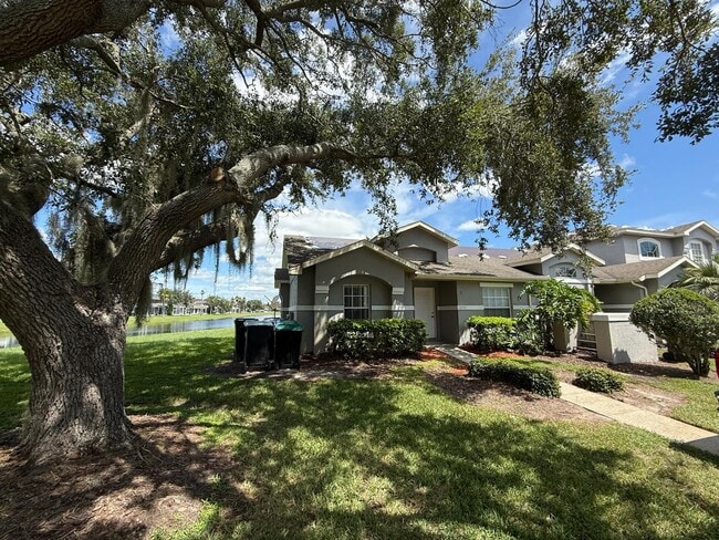 Foto del edificio - 13531 Summerton Dr