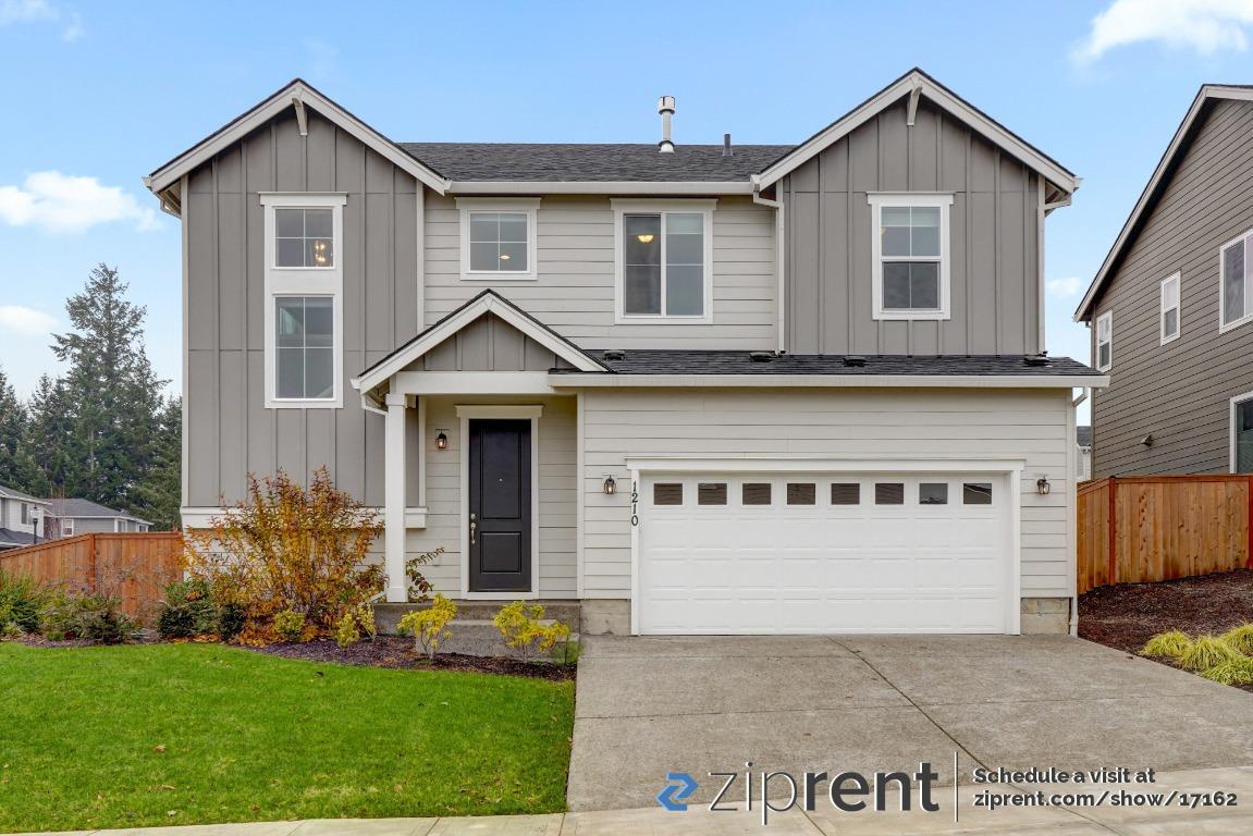 Primary Photo - 1210 NE Woodburn Dr
