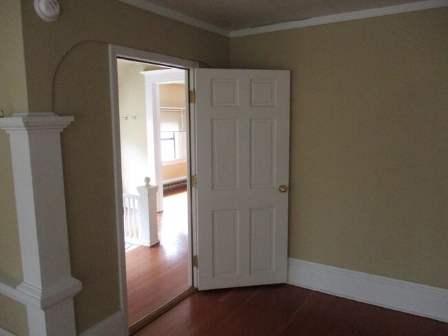 Photo - 1392 Willamette St House