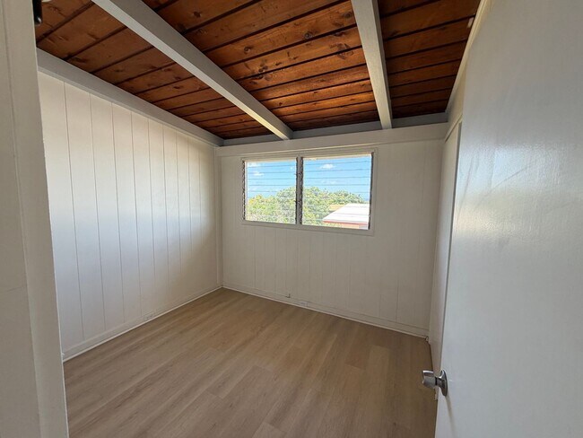 Foto del edificio - 92-549-549 Awawa St
