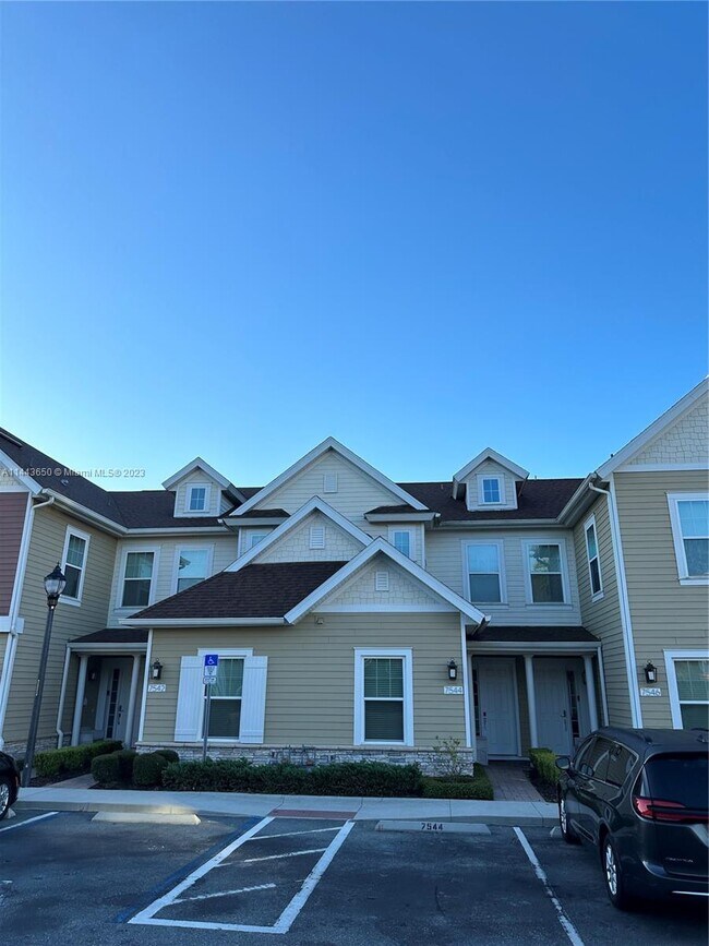 Building Photo - 7544 Sunville Ave