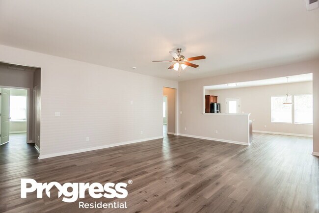 Building Photo - 2304 Lake Vista Drive