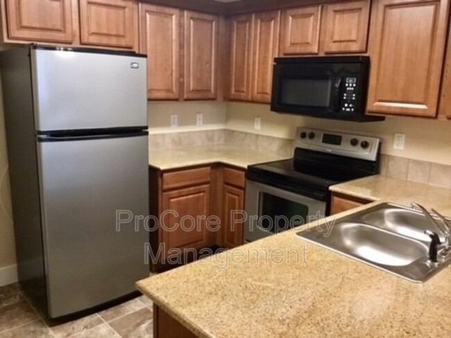 Building Photo - 9846 Rosecroft