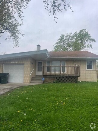 Building Photo - 22508 Lawndale Ave
