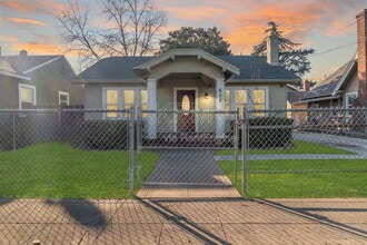 Building Photo - 635 Argonaut St