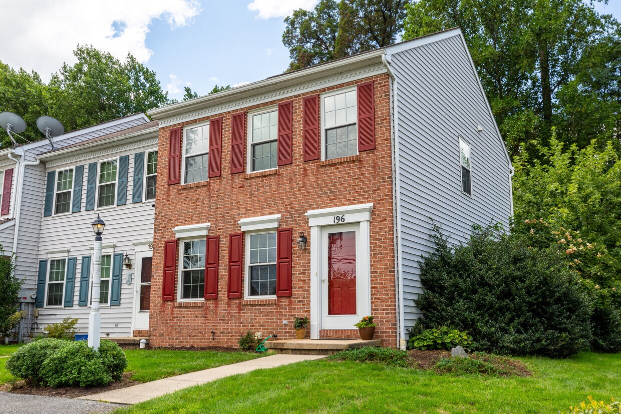 Foto principal - 196 Old Hershey Rd
