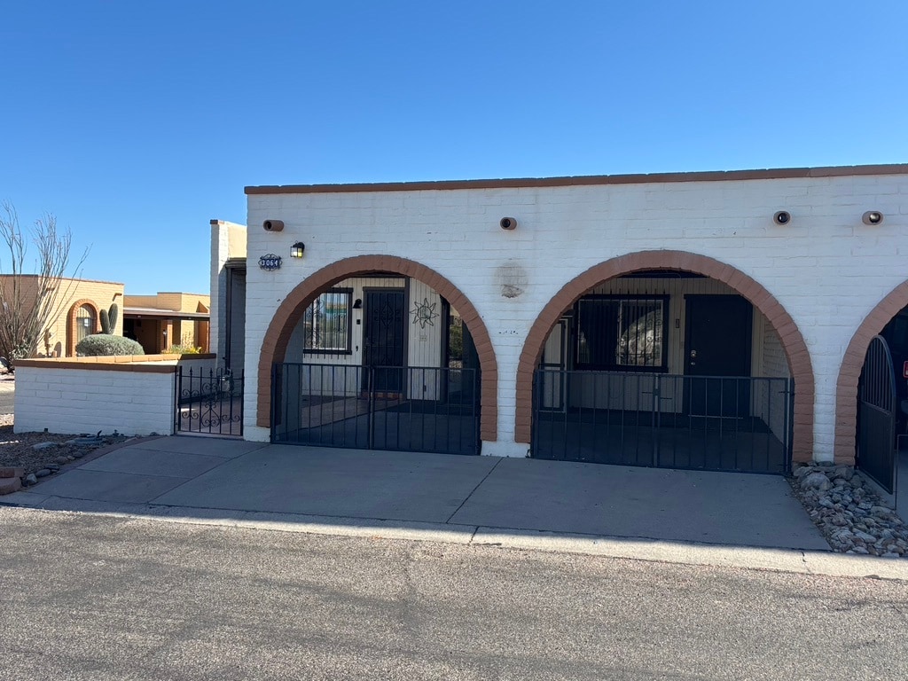Primary Photo - 3064 Calle Pueblo