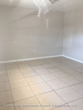 Building Photo - 1111 Kennedy Ct