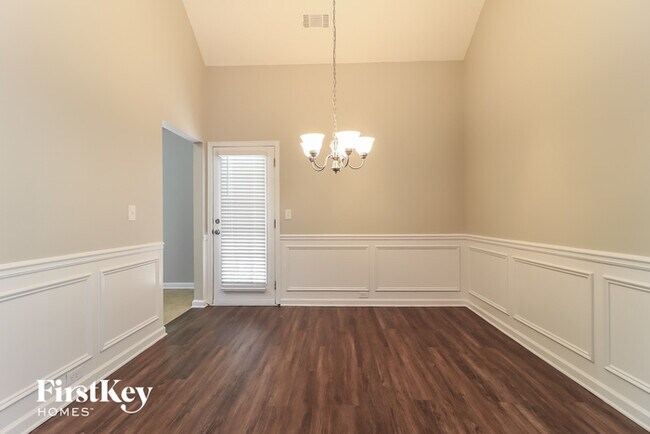 Foto del edificio - 157 Birchfield Way