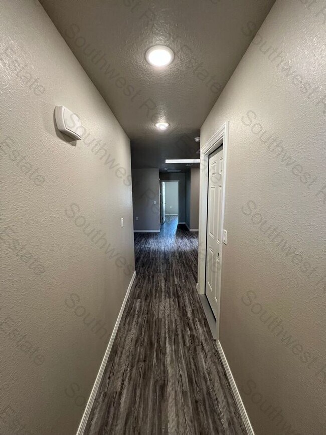 Foto del edificio - 2109 Bobwhite Ct