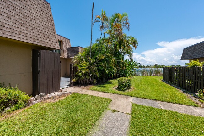 Building Photo - 6104 Waterview Cir