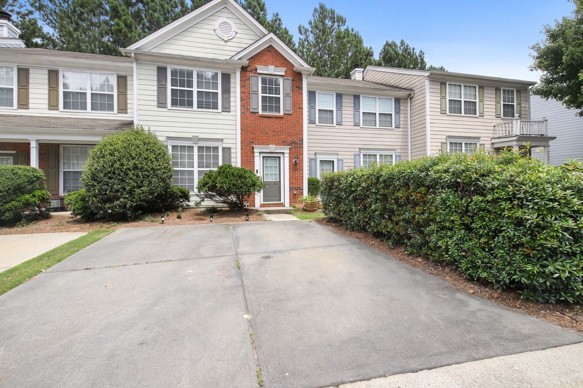 Primary Photo - 4084 Howell Park Rd