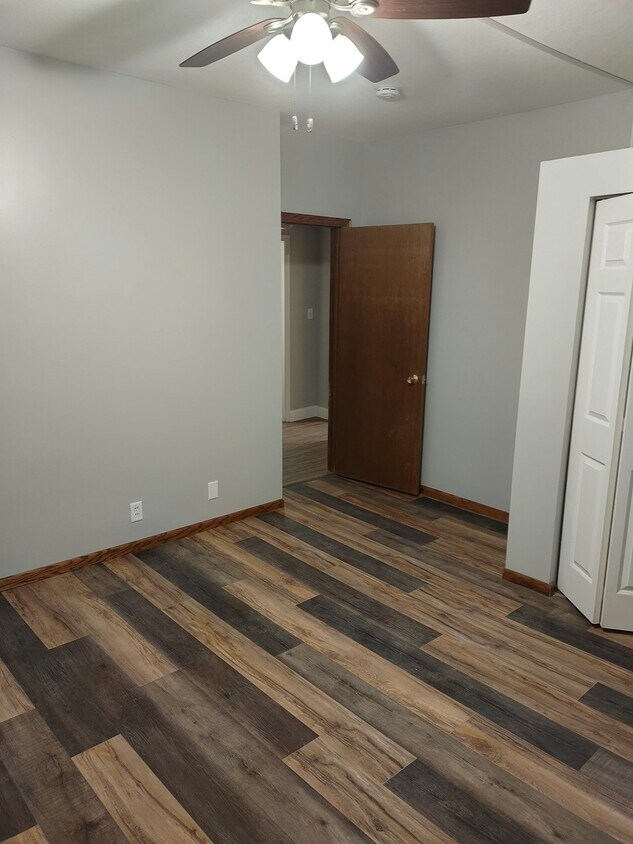 Foto principal - 530 7th St NW