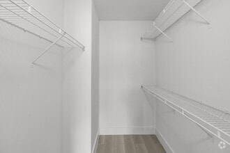 1BR, 1BA - 751SF - Closet - Vista Verde at Coconut Creek