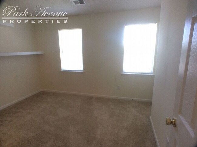 Building Photo - 12942 Mosby Ln