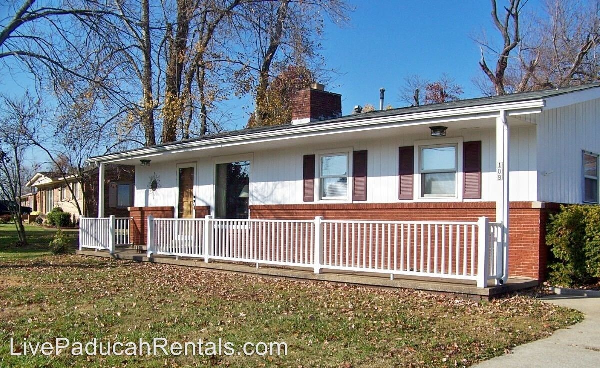 4 br, 3 bath House 109 Lutes Road House Rental in Paducah, KY