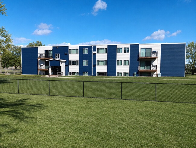 Building Photo - The Clark Apartments