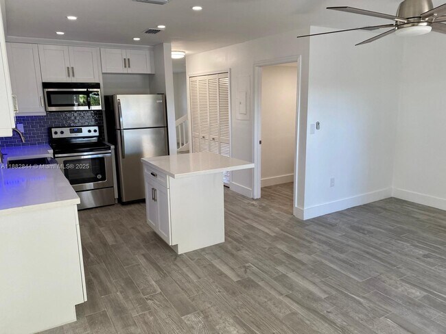 Foto del edificio - 13895 SW 62nd Terrace