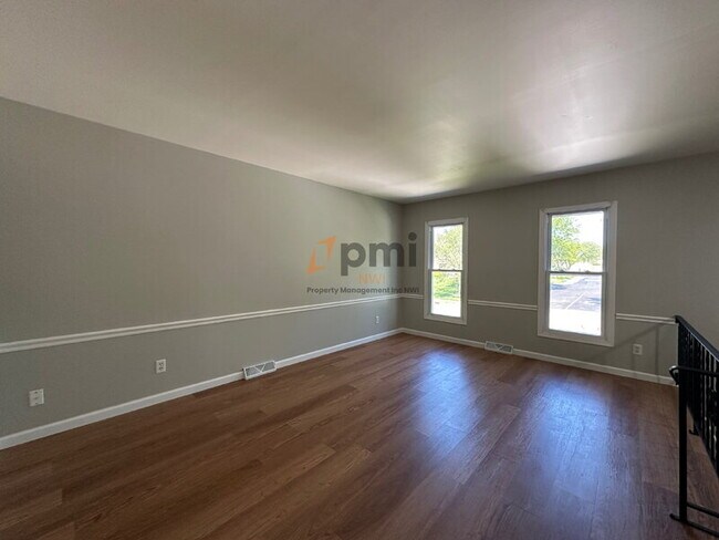 Building Photo - 1609 Monticello Park Dr
