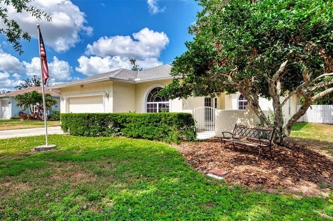 Building Photo - 4350 Iola Dr