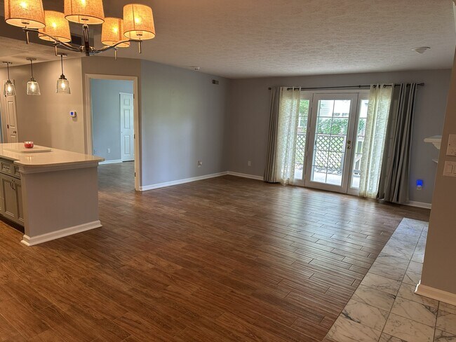Foto del edificio - 3023 Stratford Ct