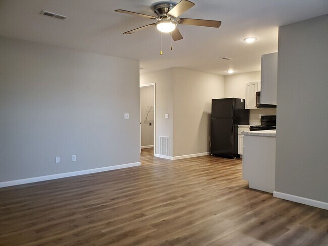 Foto del edificio - 142 Cane Creek Ln