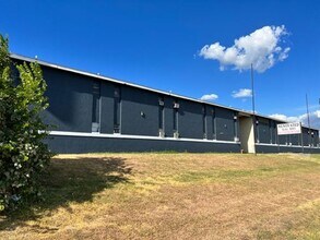 Building Photo - 1601 E Central Texas Expy