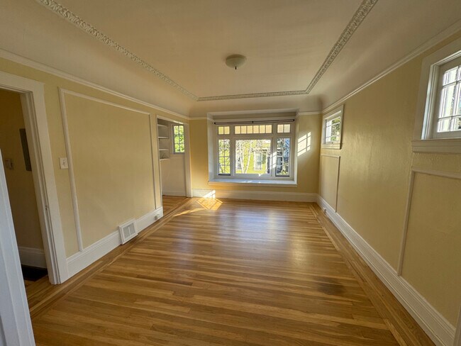 Foto del edificio - 3465 22nd St