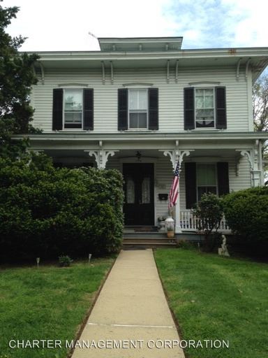 Foto principal - 104 E Ashland St