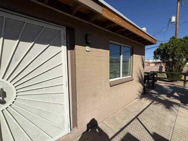 Foto del edificio - 5425 E 30th St