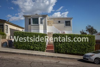 Primary Photo - 222 4th Ave
