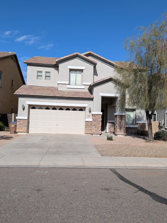 Building Photo - 856 W Saguaro Ln