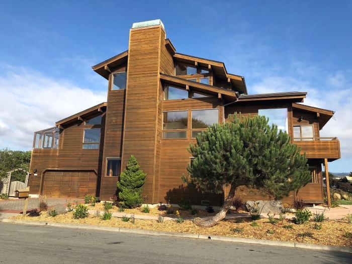 Building Photo - 5 bedroom in Half Moon Bay CA 94019