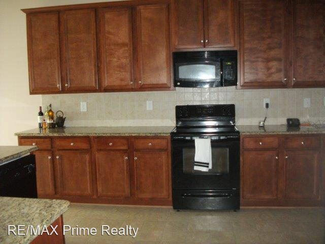 Foto del edificio - 5 br, 3.5 bath House - 52 Avery Drive