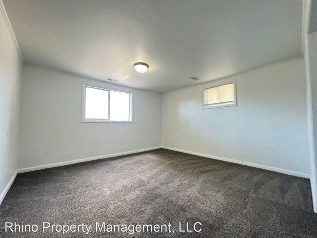 Building Photo - 3 br, 1 bath House - 5555 S 2300 W - Downs...