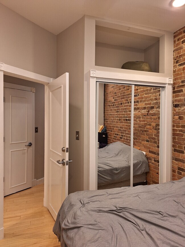 Foto del edificio - 3510 16th St NW