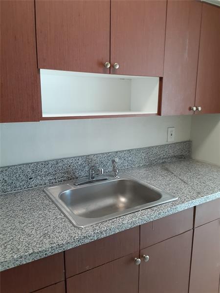 Foto del edificio - 620 NW 8th Ave
