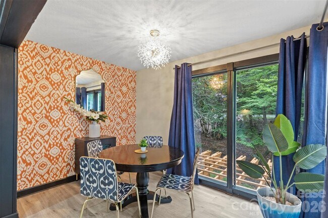 Foto del edificio - 25033 Molokai Dr