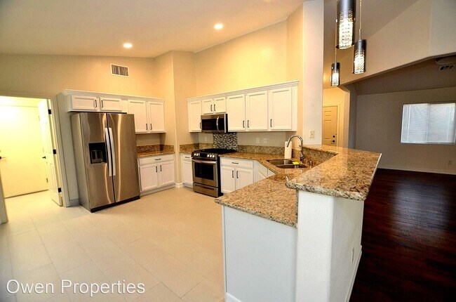 Foto del edificio - 3 br, 2 bath House - 3514 Old Course Street