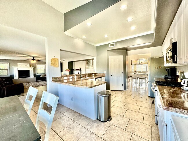 Foto del edificio - 12768 N Lantern Way