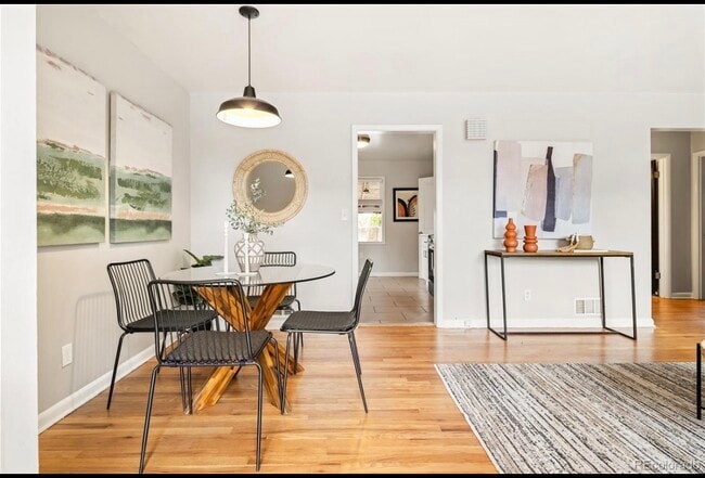 Foto del edificio - 1351 S Patton Ct