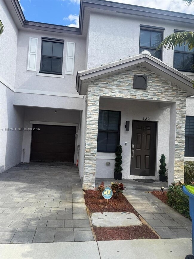 Foto del edificio - 522 SW 19th Wy