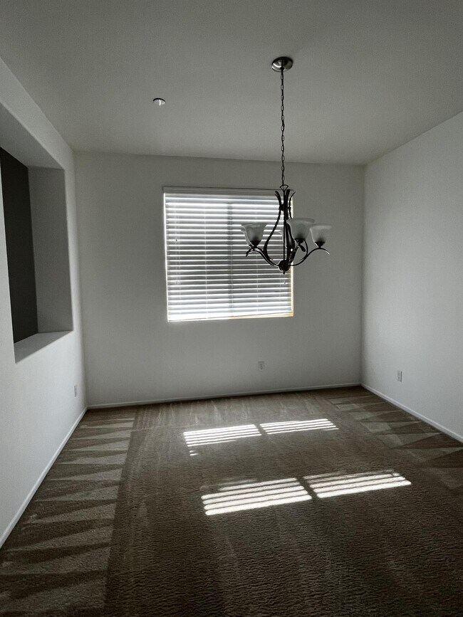 Foto del edificio - 10909 Rainwater Ln