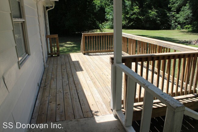 Building Photo - 4 br, 2 bath House - 6054 River Rd
