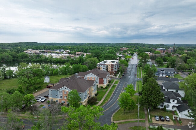 Aerial Context - University Falls Apartments