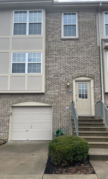 Entrance - 6557 Silverfox Dr