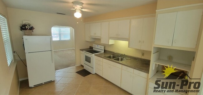 Building Photo - 1532 Espanola Ave